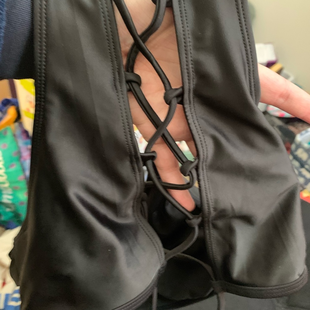 Bikini Set - Picture 6 of 8